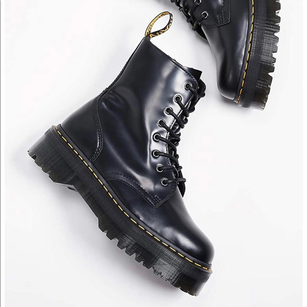 Dr. Martens Jaden platform black polished boots